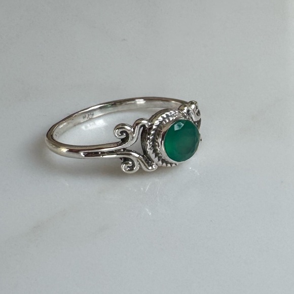 NWOT Sundance Pinecrest Ring, Green Onyx, Sterling Silver - Picture 3 of 7